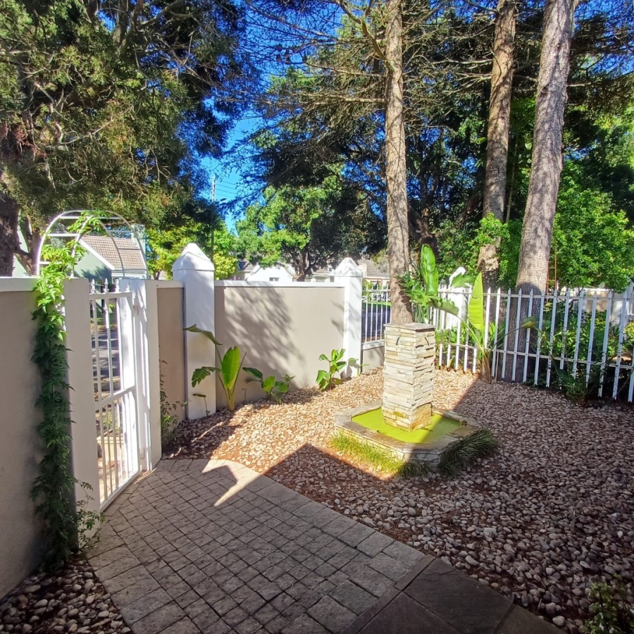 3 Bedroom Property for Sale in Denver Park Western Cape